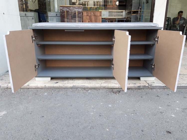 جاکفشی سه طبقه