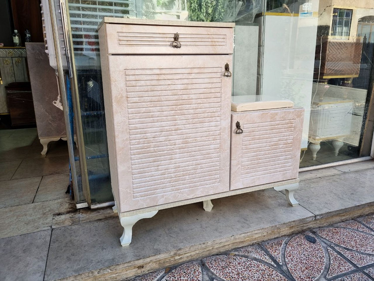 جاکفشی نشیمن دار مدل اِل رنگ کرم